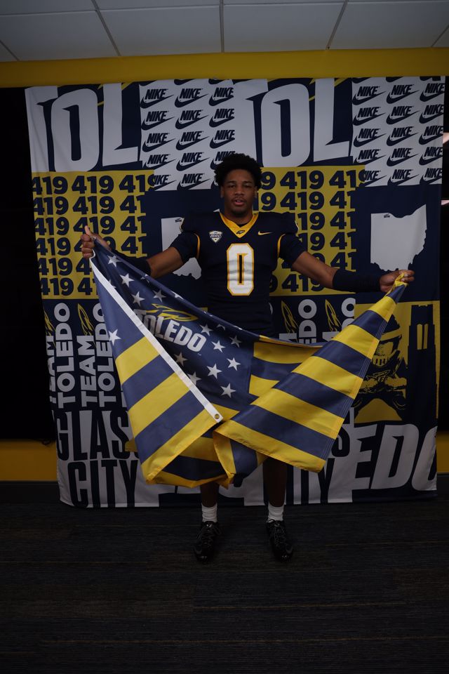 Athlete profile featured image number 1 of 4