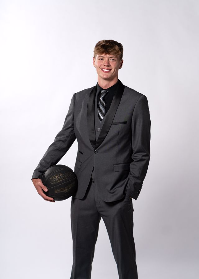 Athlete profile featured image number 1 of 4