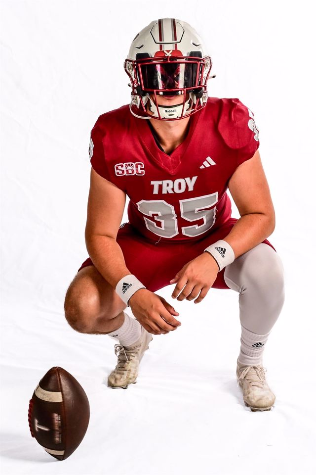 Athlete profile featured image number 2 of 4