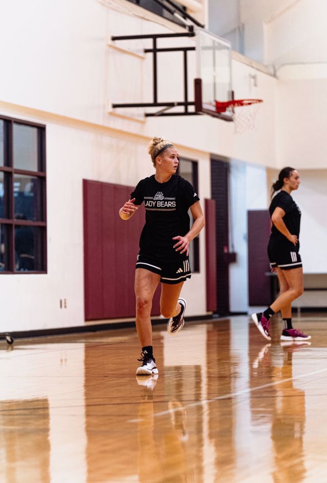 Athlete profile featured image number 1 of 5