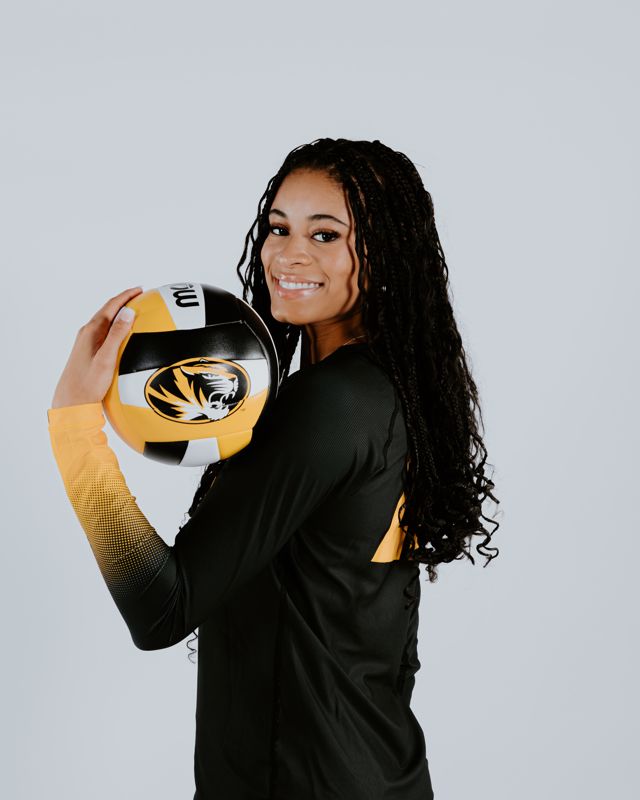 Athlete profile featured image number 2 of 6