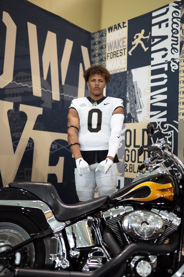 Athlete profile featured image number 1 of 5