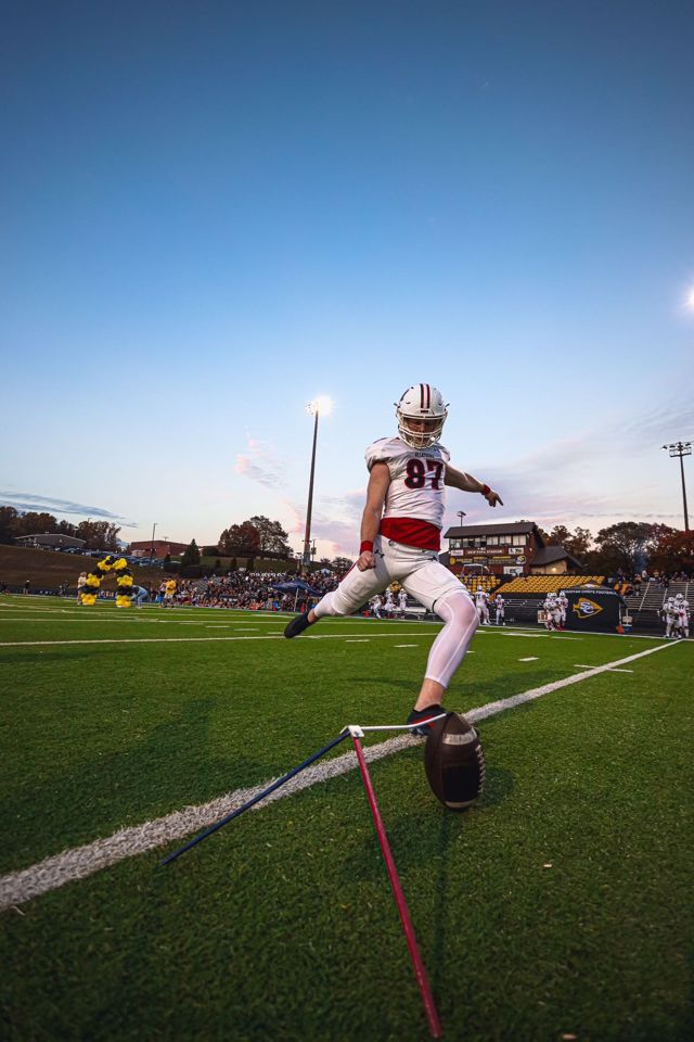 Athlete profile featured image number 2 of 5