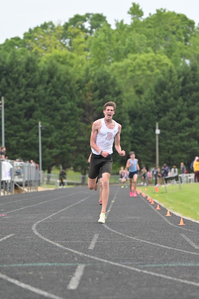 Athlete profile featured image number 2 of 5