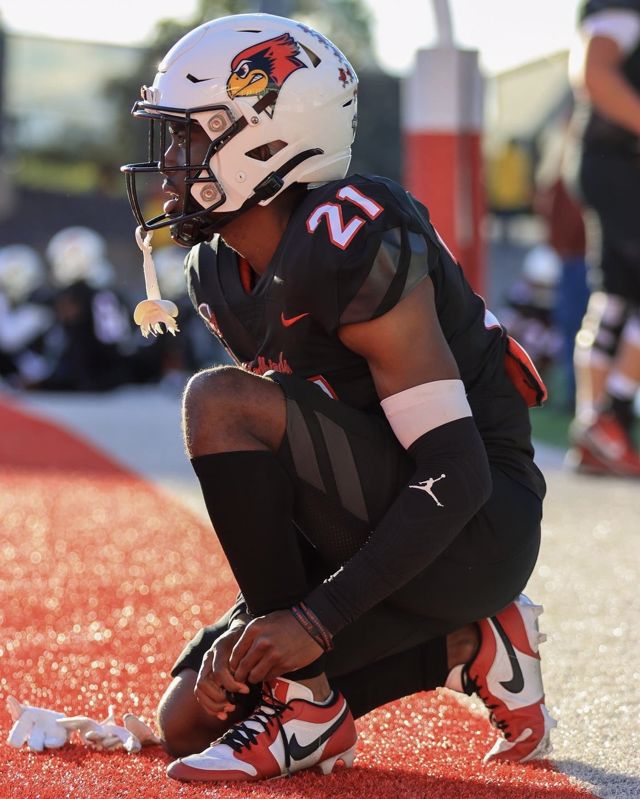 Athlete profile featured image number 3 of 4