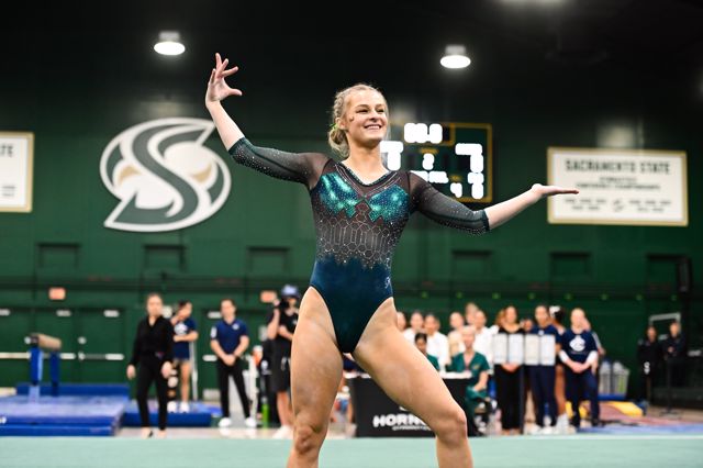 Athlete profile featured image number 7 of 8