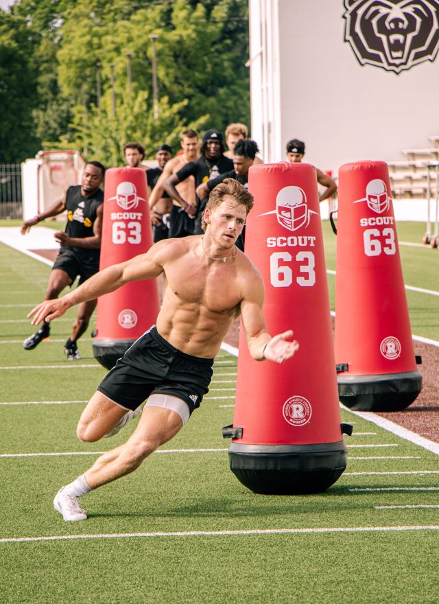 Athlete profile featured image number 3 of 10