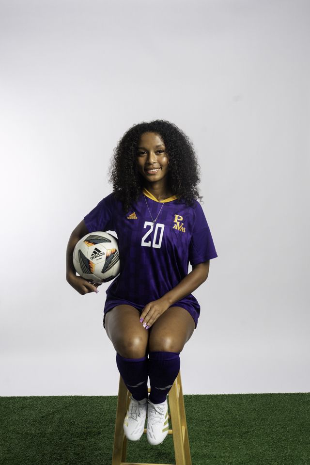 Athlete profile featured image number 2 of 4