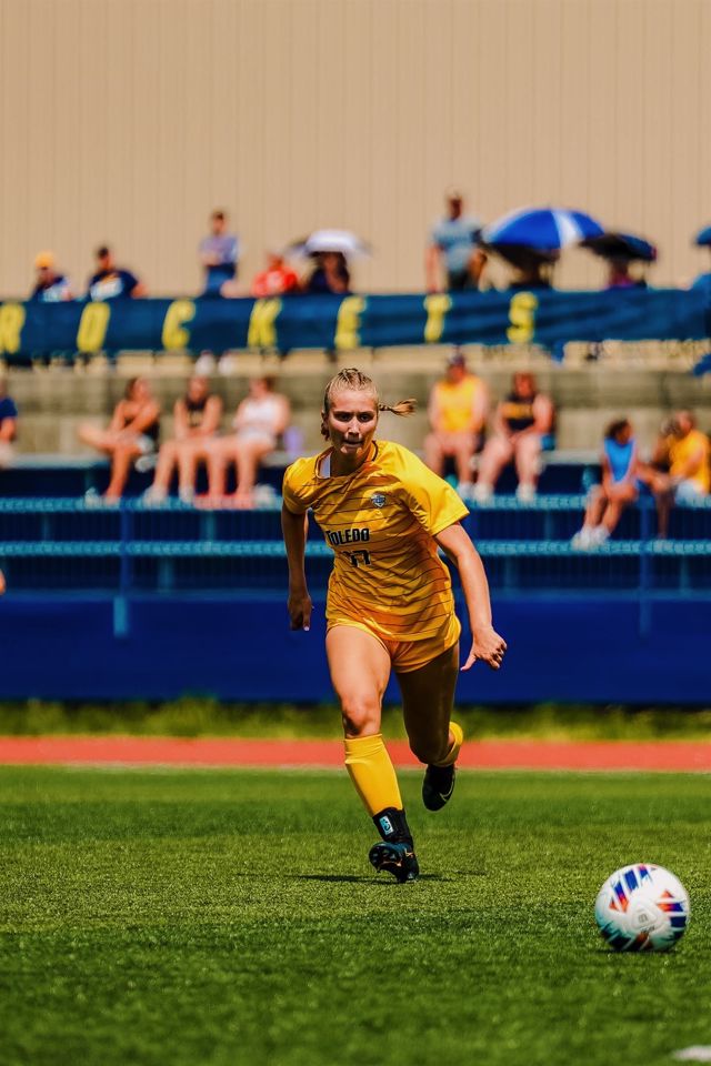 Athlete profile featured image number 2 of 4