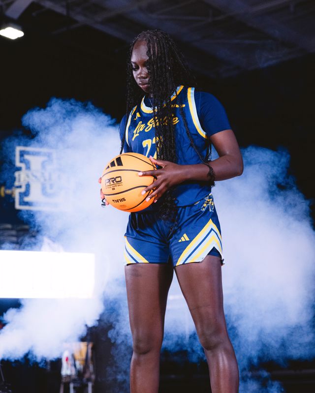 Athlete profile featured image number 2 of 4