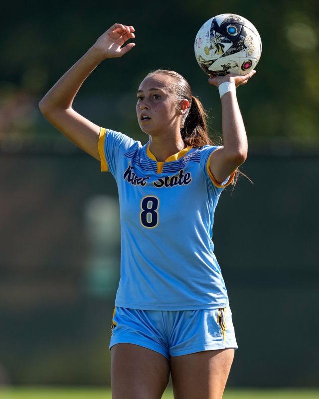 Athlete profile featured image number 3 of 5