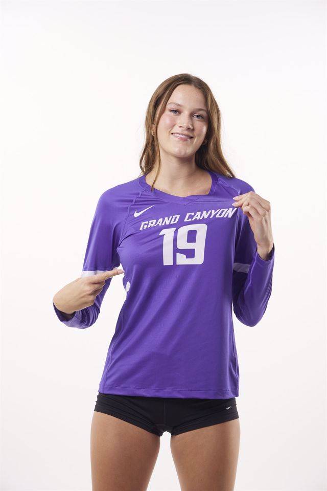 Athlete profile featured image number 3 of 5