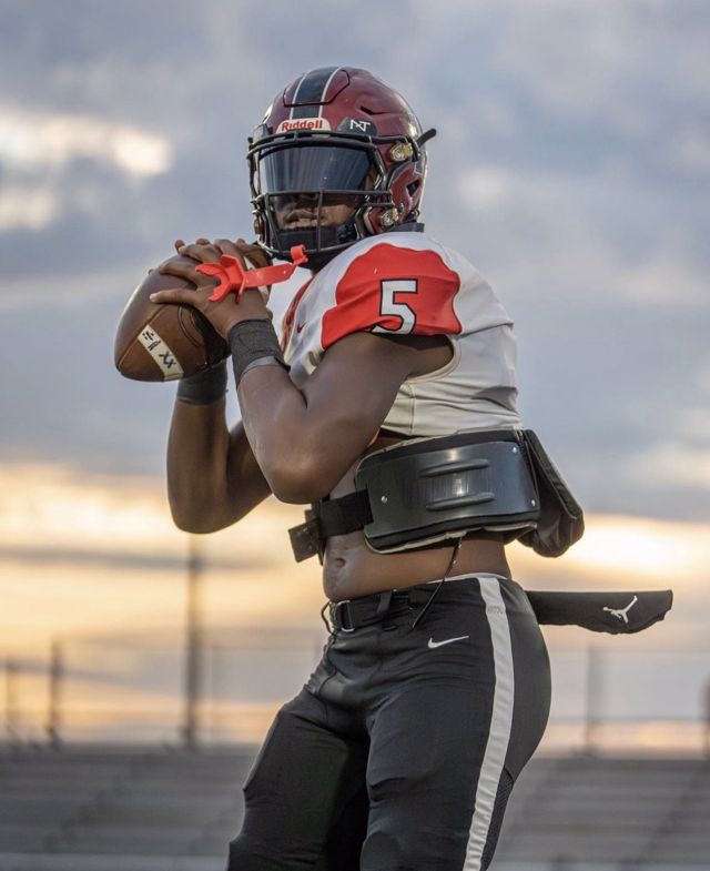 Athlete profile featured image number 1 of 4