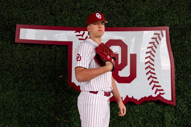 Athlete profile featured image number 3 of 4
