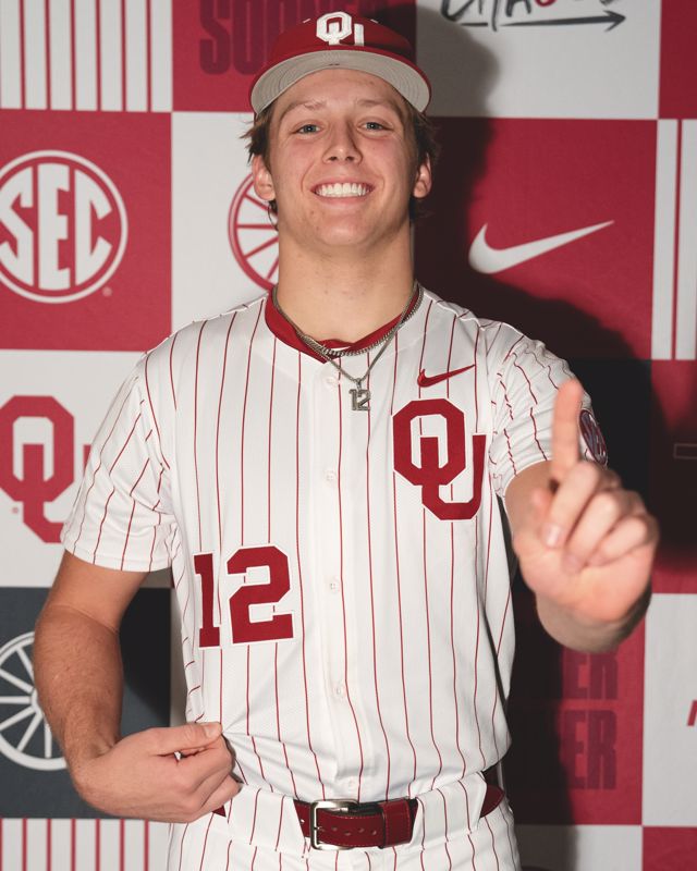 Athlete profile featured image number 1 of 4