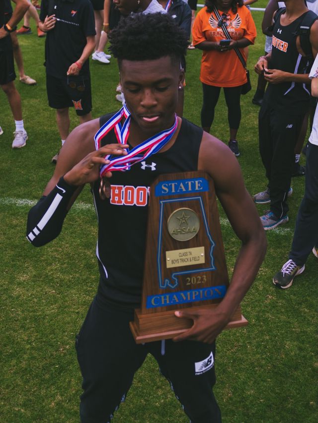 Athlete profile featured image number 3 of 5