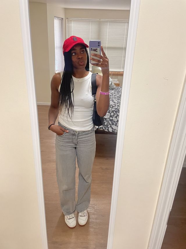 Athlete profile featured image number 3 of 7