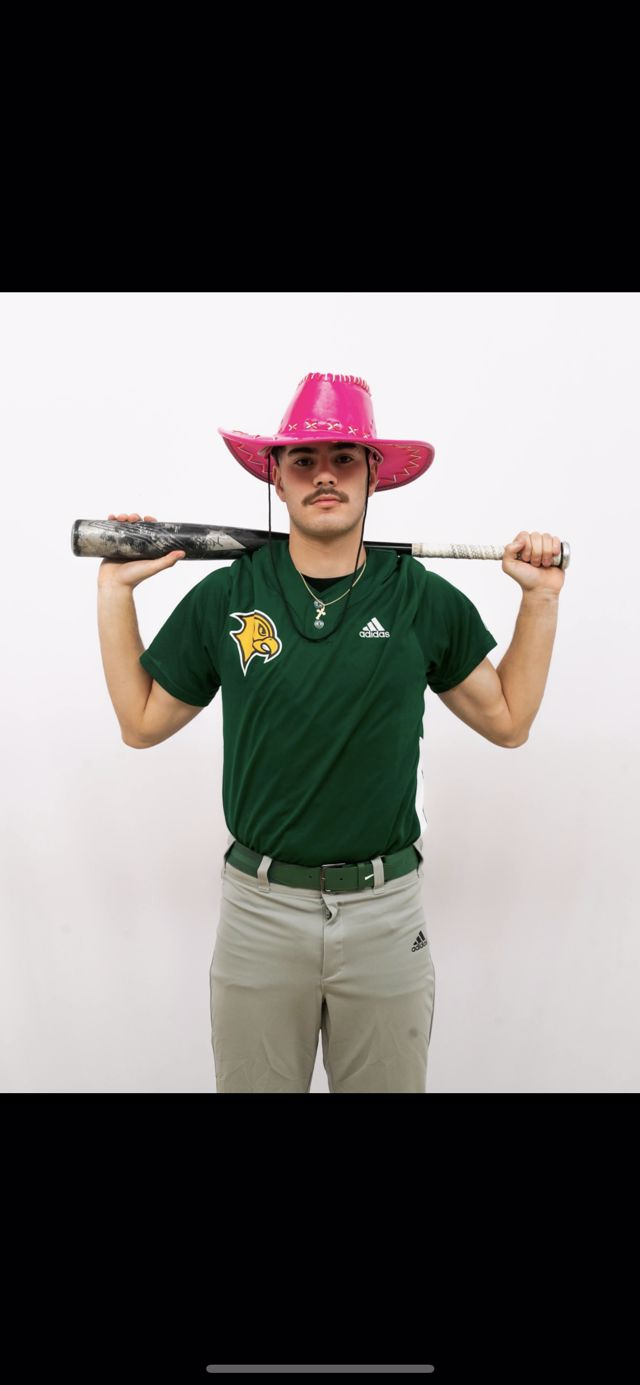 Athlete profile featured image number 3 of 5