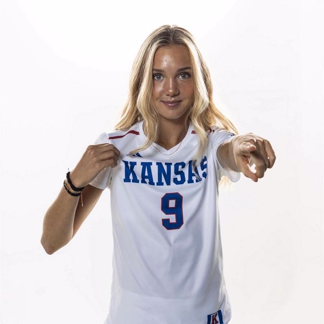 Athlete profile featured image number 4 of 9
