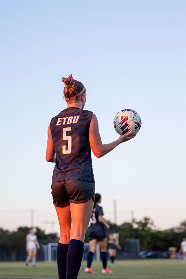 Athlete profile featured image number 2 of 10
