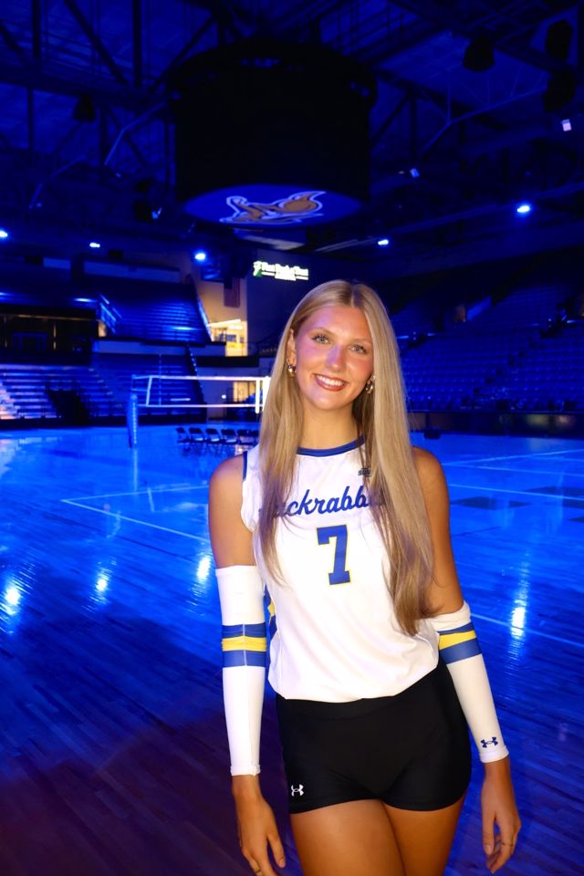 Athlete profile featured image number 2 of 4