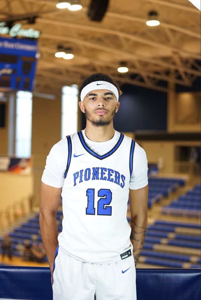 Athlete profile featured image number 2 of 4