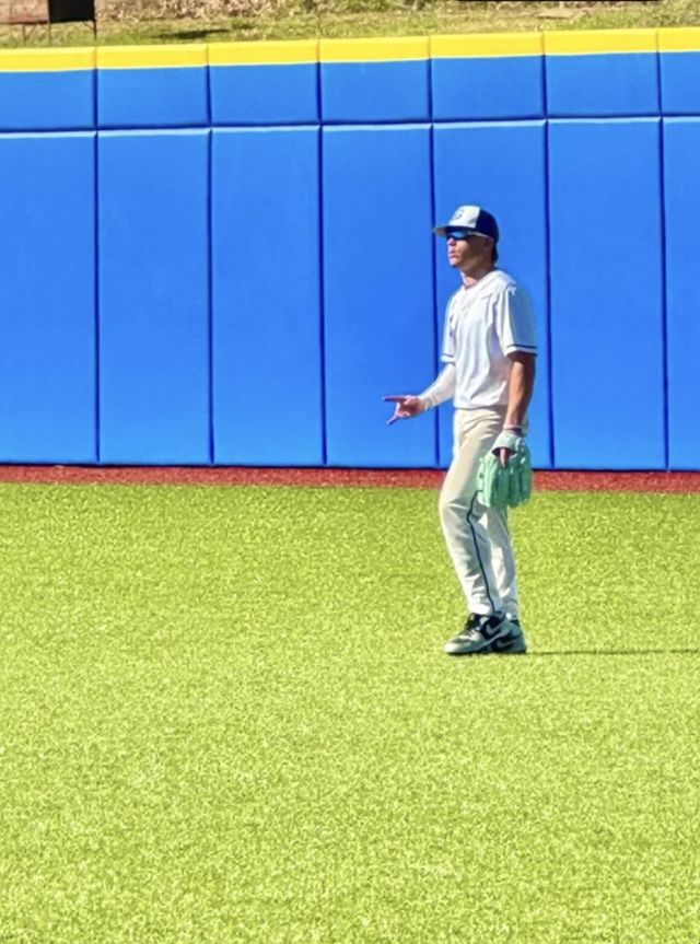 Athlete profile featured image number 1 of 8