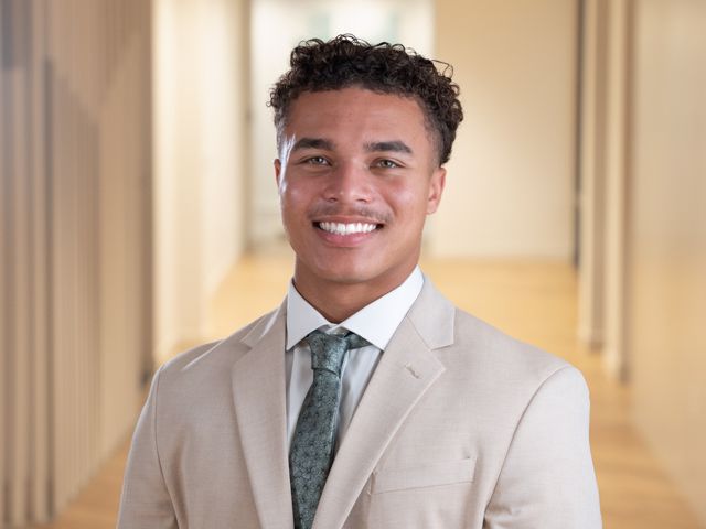 Athlete profile featured image number 3 of 4