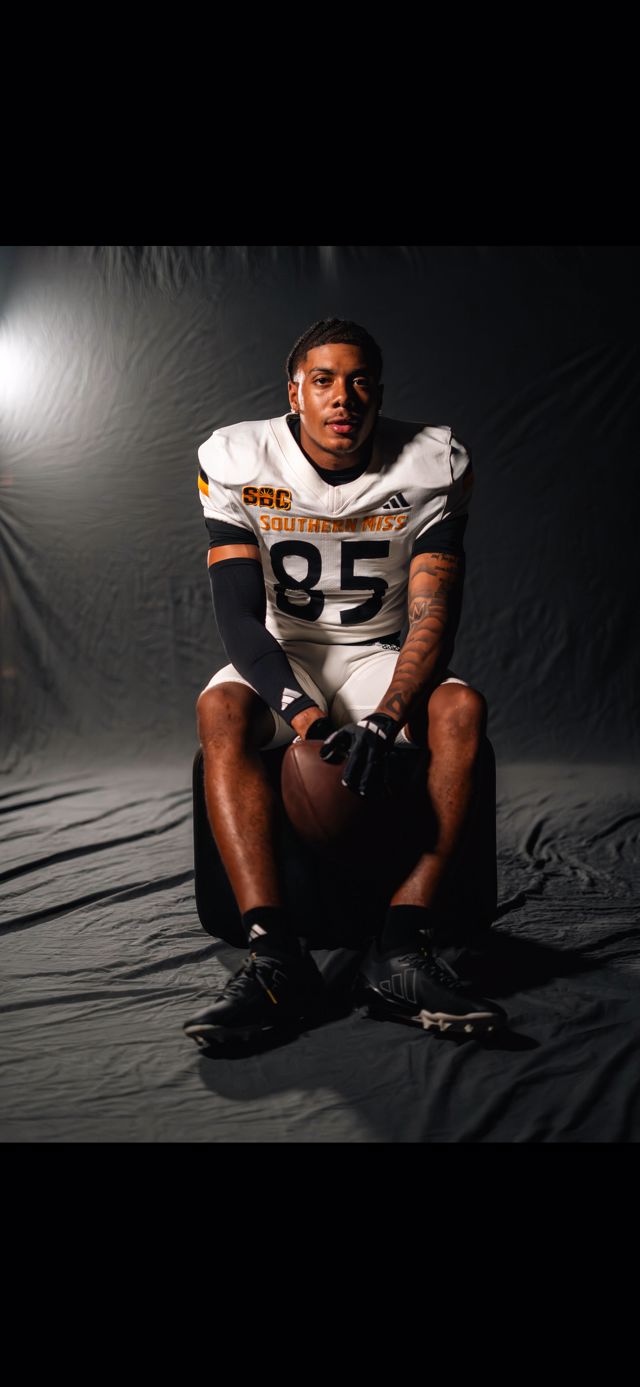 Athlete profile featured image number 3 of 10