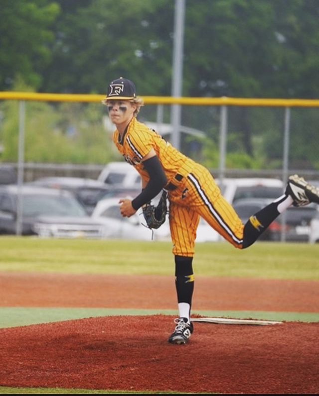 Athlete profile featured image number 4 of 6