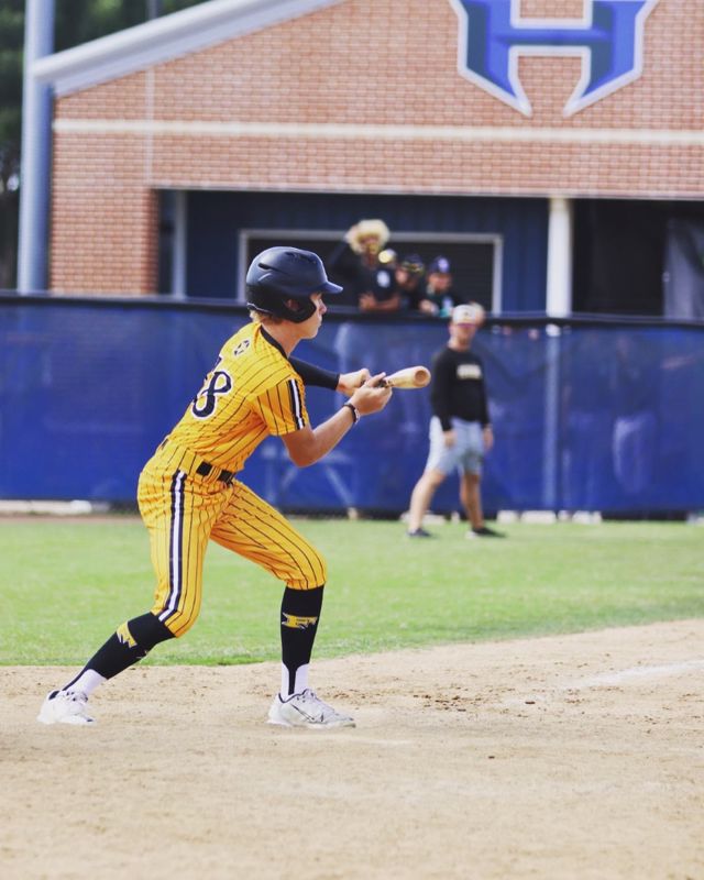 Athlete profile featured image number 3 of 6