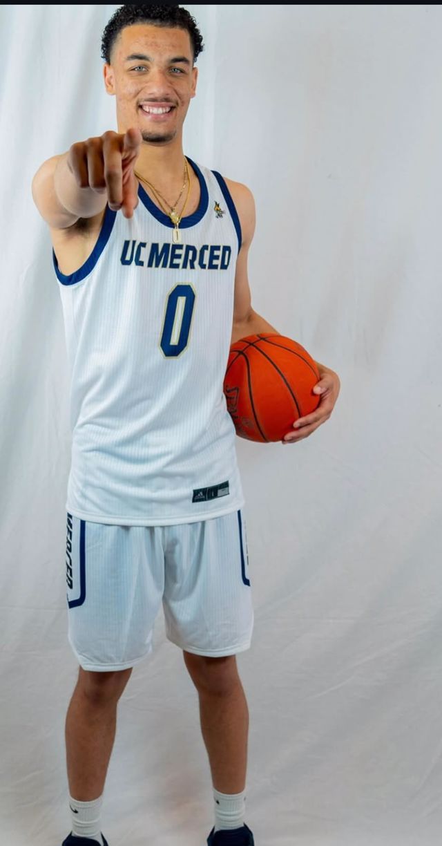 Athlete profile featured image number 1 of 4
