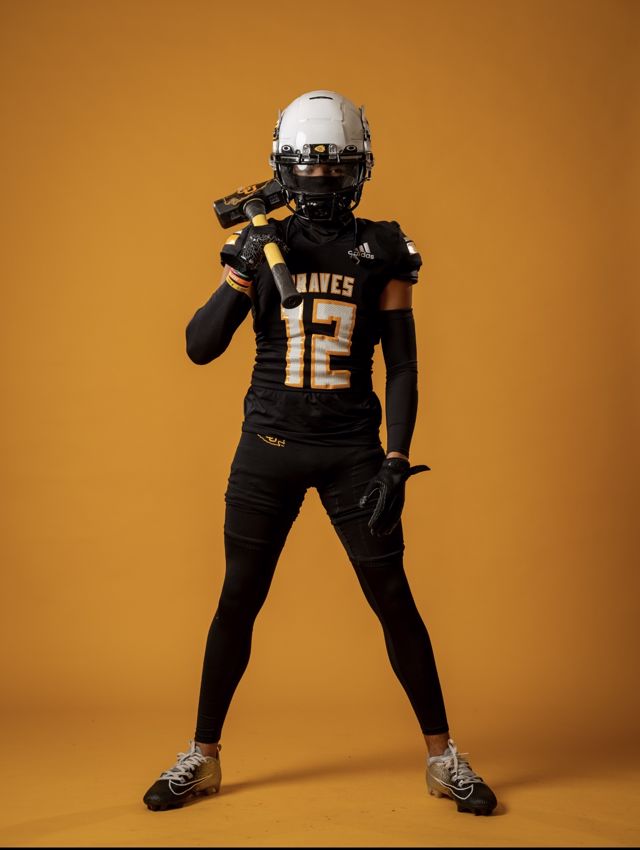 Athlete profile featured image number 3 of 5