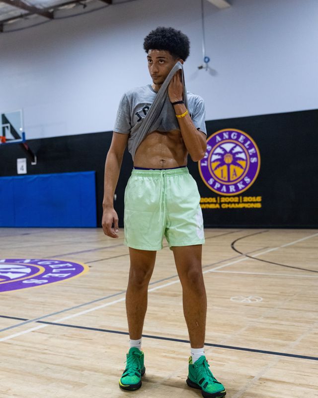Athlete profile featured image number 2 of 5