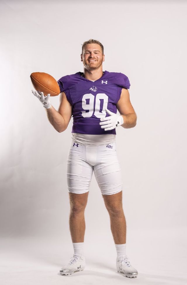 Athlete profile featured image number 3 of 5