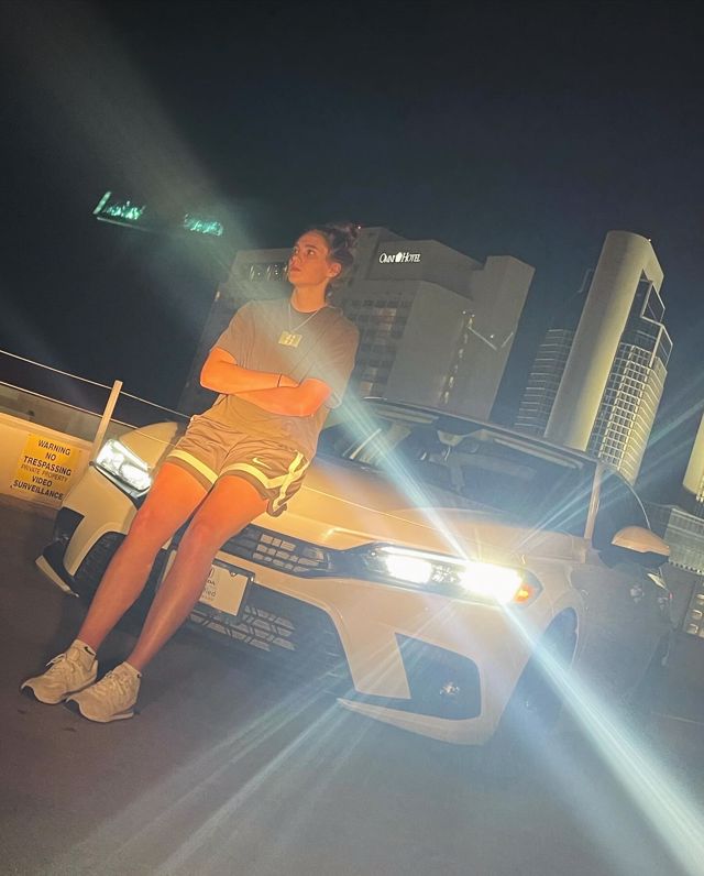 Athlete profile featured image number 4 of 5