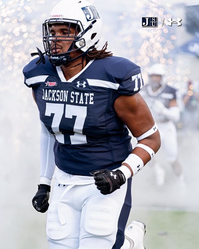 Athlete profile featured image number 3 of 5