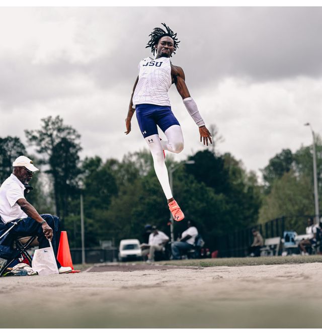 Athlete profile featured image number 1 of 4