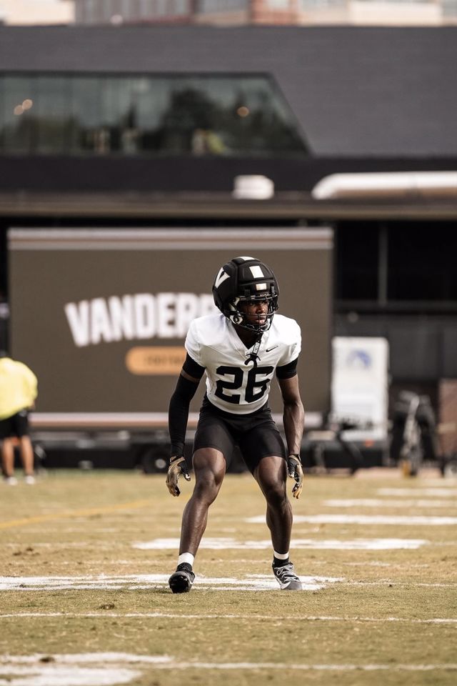 Athlete profile featured image number 1 of 4
