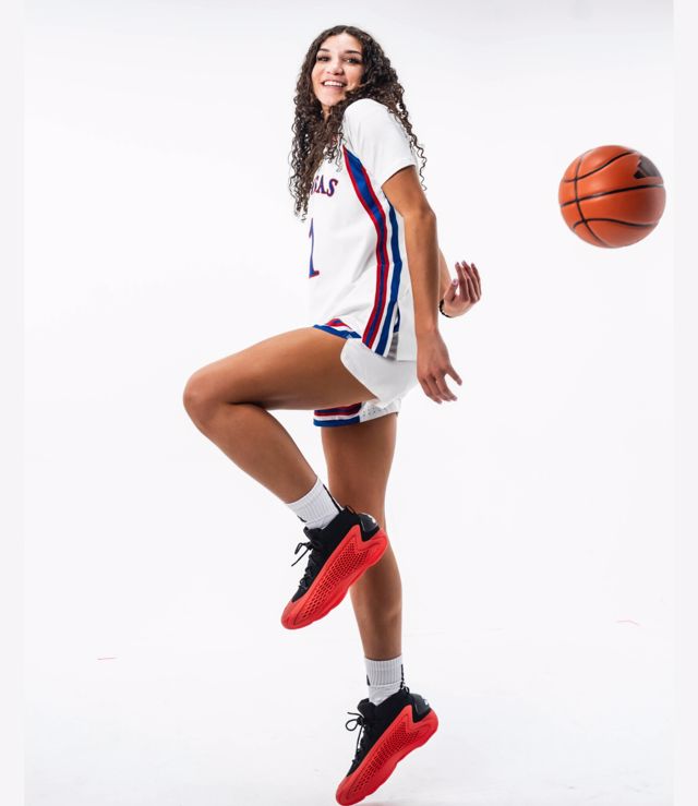 Athlete profile featured image number 1 of 5