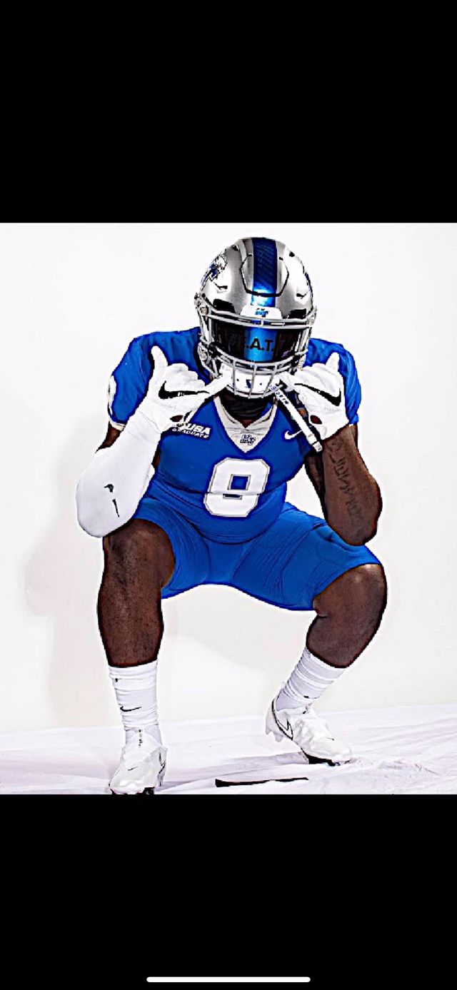 Athlete profile featured image number 8 of 10