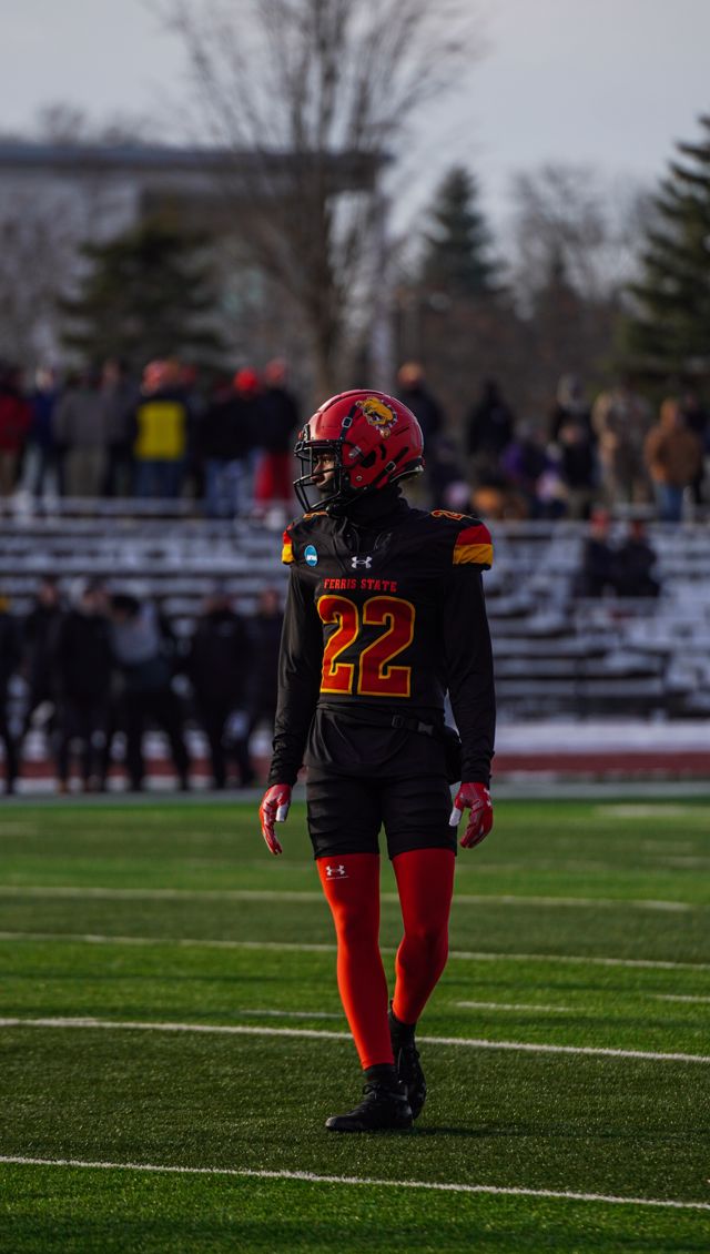 Athlete profile featured image number 4 of 5