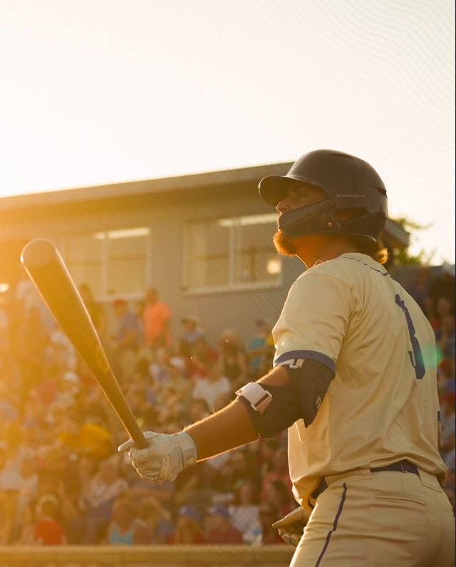 Athlete profile featured image number 1 of 4