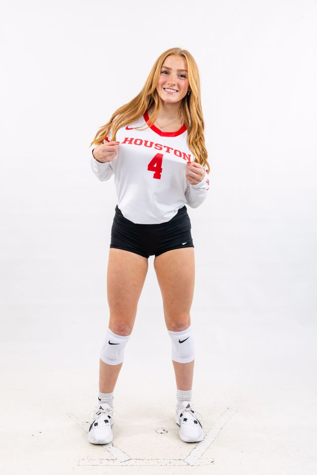 Athlete profile featured image number 2 of 4