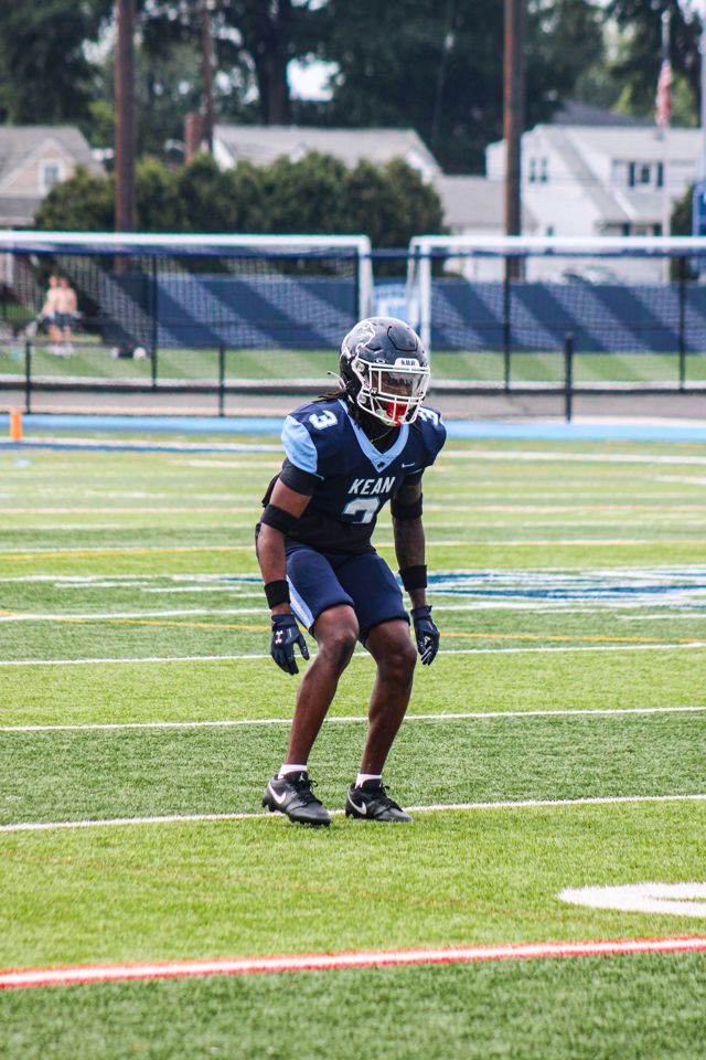 Athlete profile featured image number 1 of 10