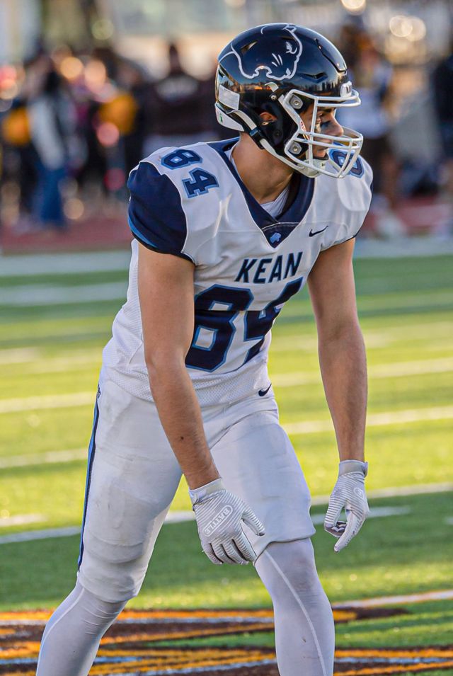 Athlete profile featured image number 2 of 5