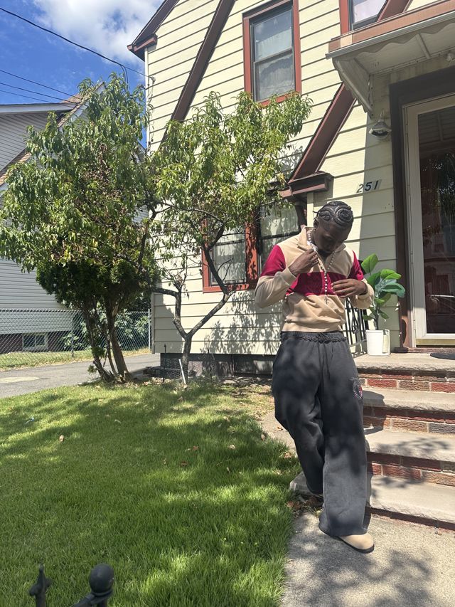 Athlete profile featured image number 3 of 9