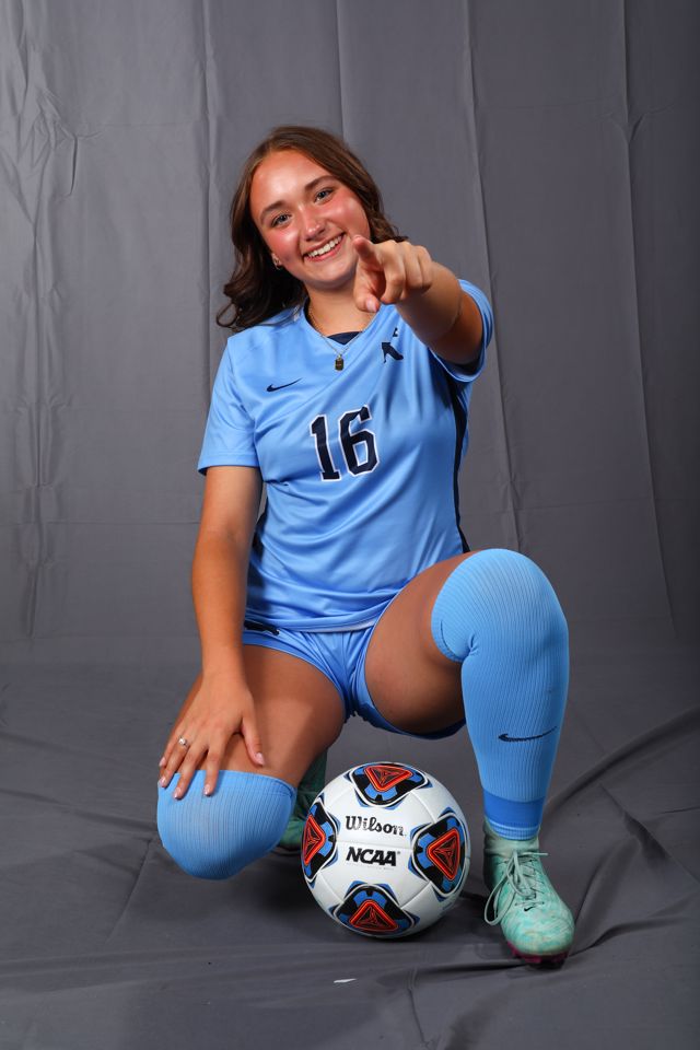 Athlete profile featured image number 1 of 5