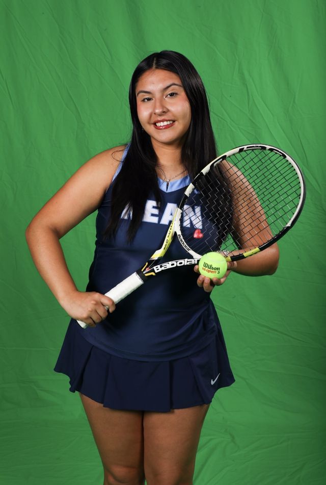 Athlete profile featured image number 3 of 7