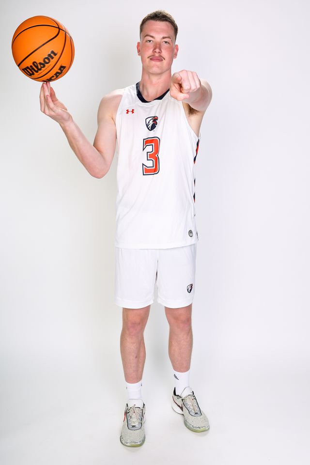 Athlete profile featured image number 3 of 4